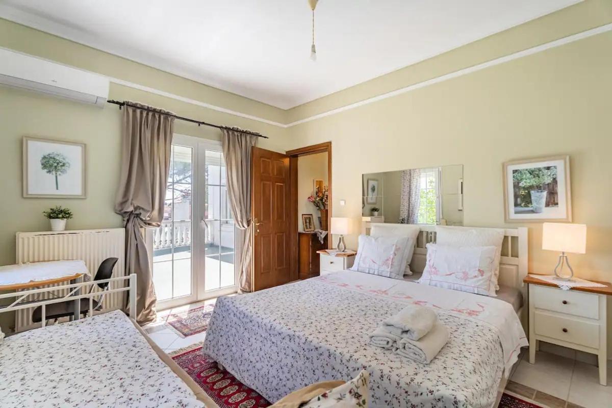 Home Katerina Kymina Luaran gambar