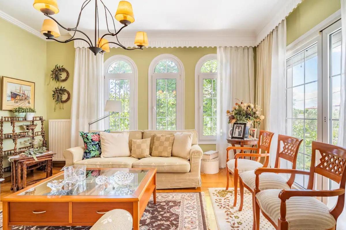 Home Katerina Kymina Luaran gambar